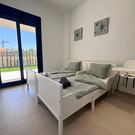 Mediterranean Gardens Apartament *