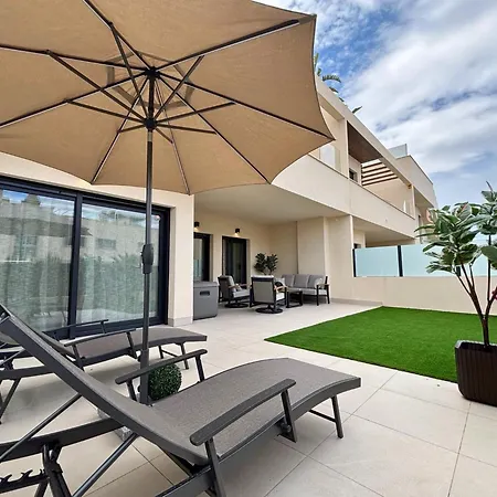 Апартаменты Mediterranean Gardens Торевьиа