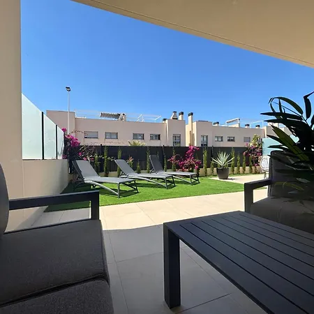 Mediterranean Gardens Торевьиа