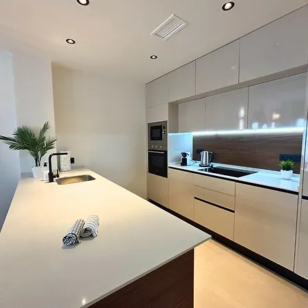 Mediterranean Gardens Apartament *